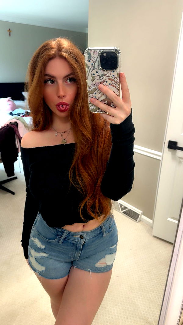 xxxtinacarmella image ~ Altpins