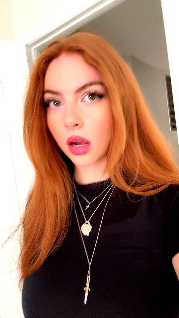 xxxtinacarmella image ~ Altpins