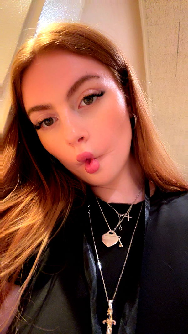 xxxtinacarmella image ~ Altpins