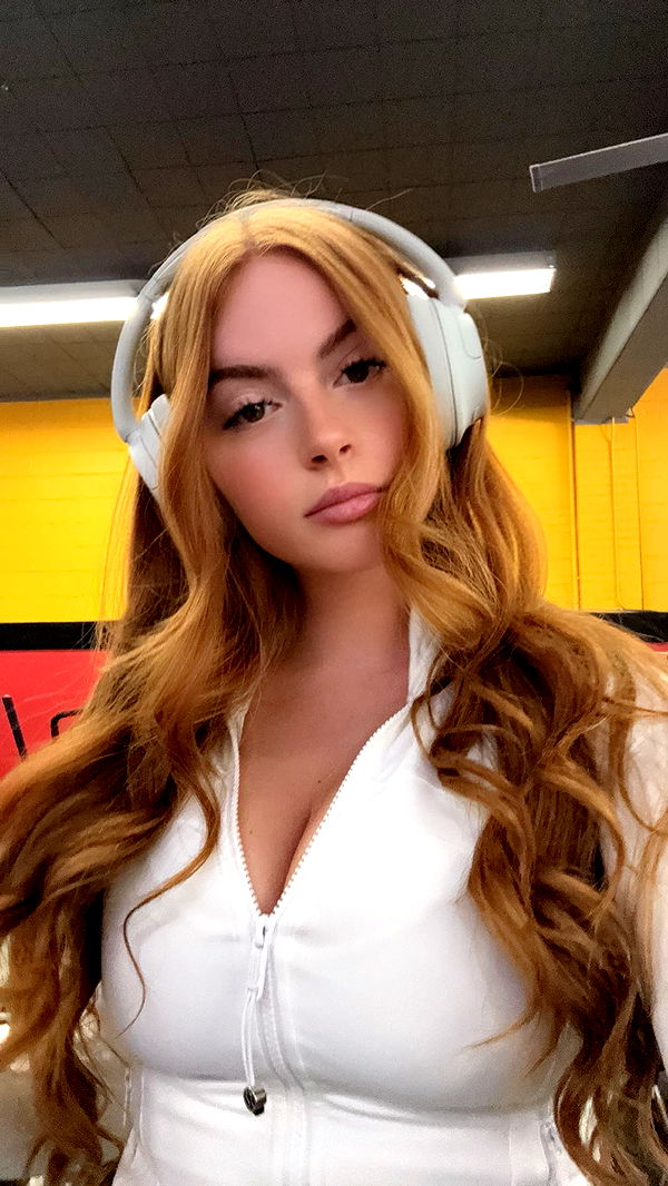 xxxtinacarmella image ~ Altpins