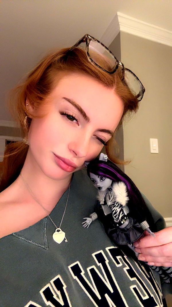 xxxtinacarmella image ~ Altpins