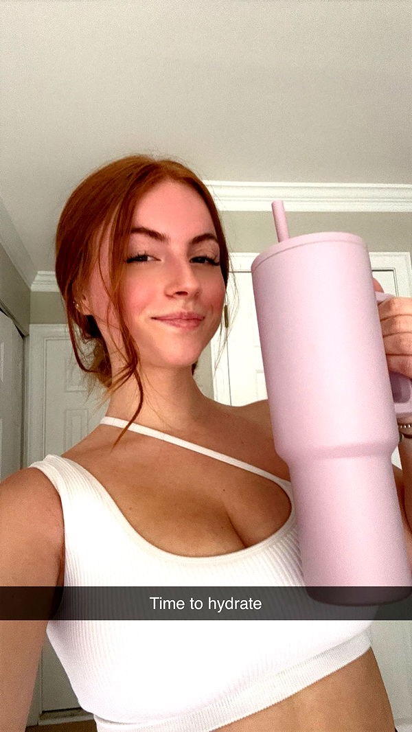 xxxtinacarmella image ~ Altpins