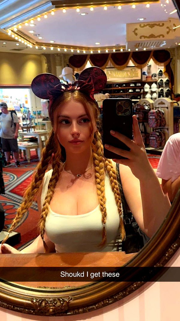 xxxtinacarmella snapchat image archive image