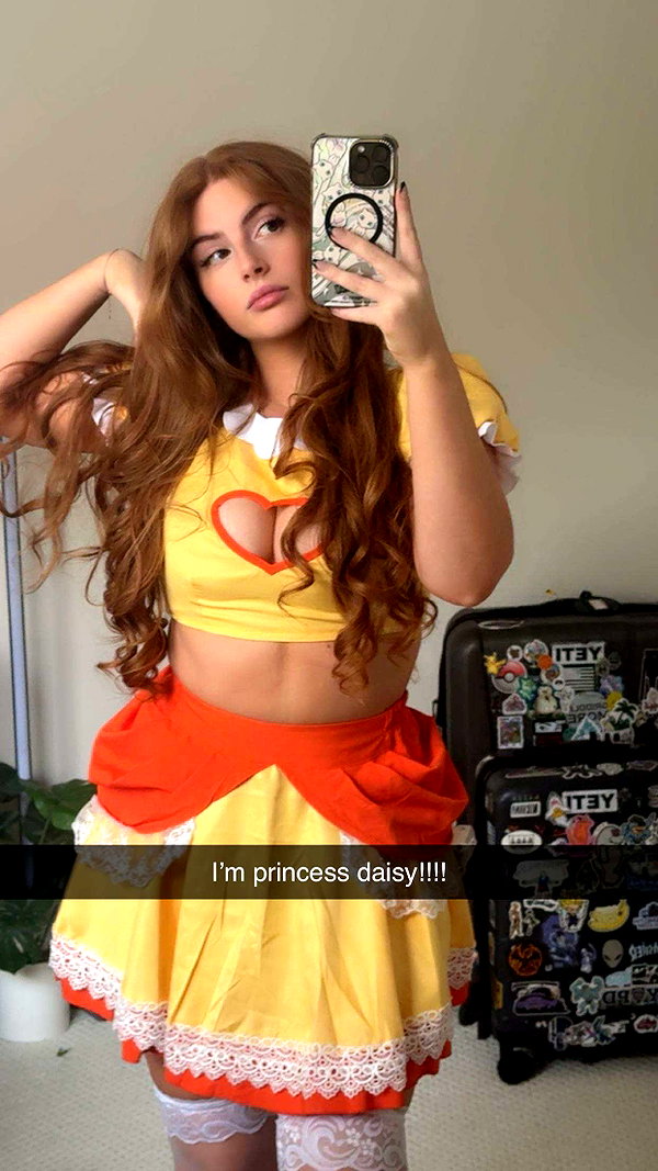 xxxtinacarmella snapchat image archive image
