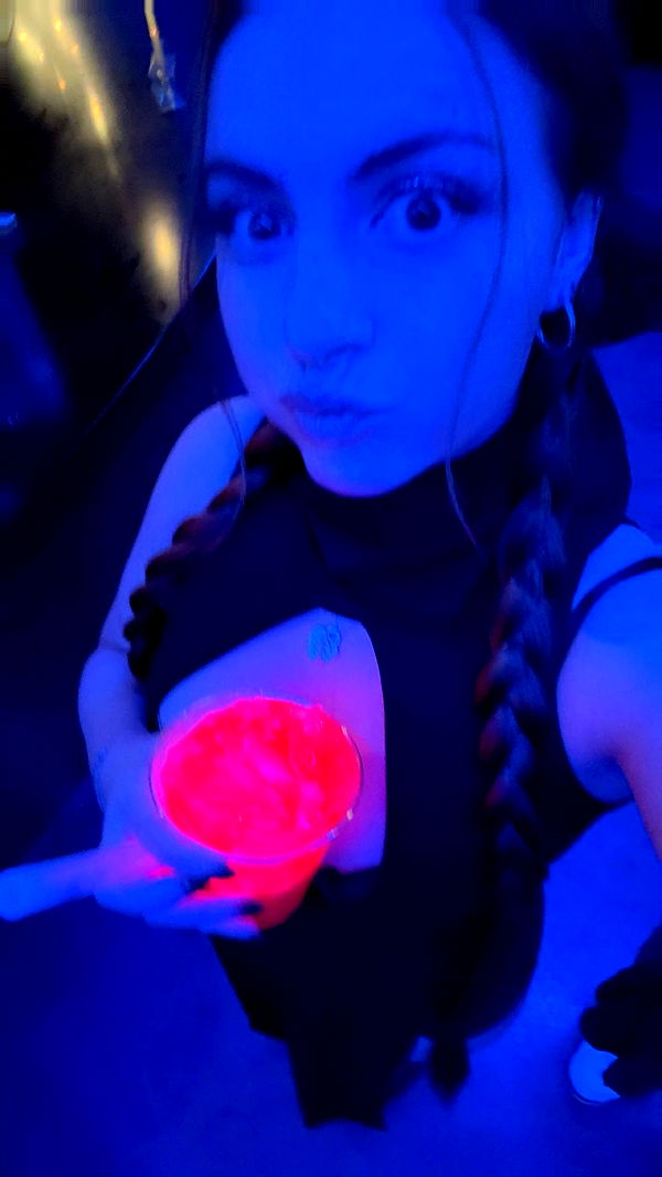 xxxtinacarmella image ~ Altpins