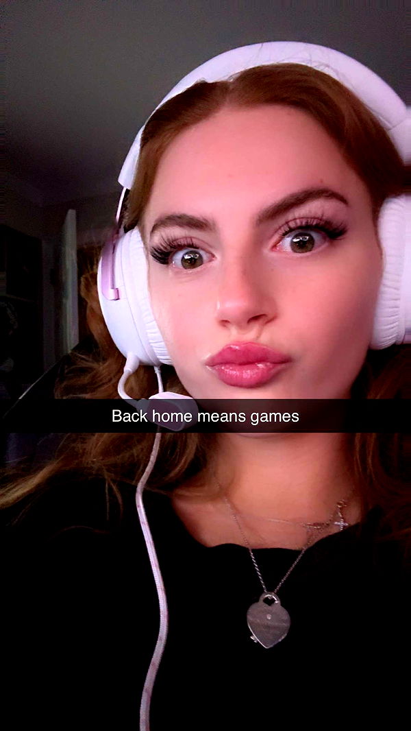 xxxtinacarmella image ~ Altpins