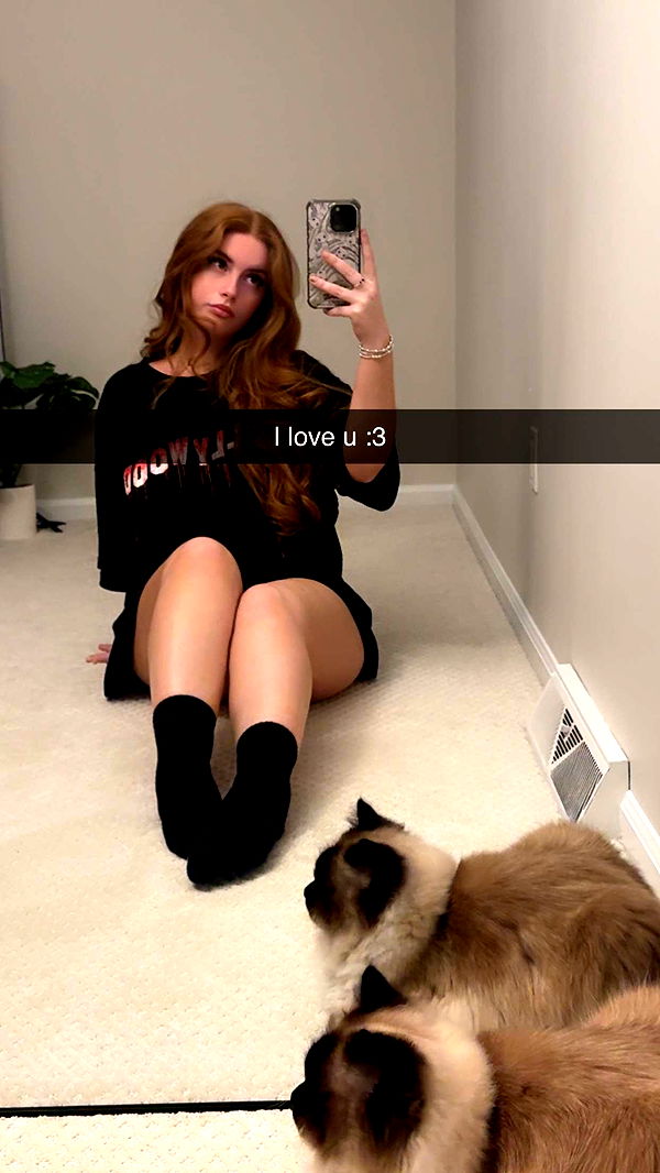 xxxtinacarmella image ~ Altpins