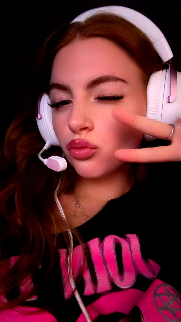 xxxtinacarmella image ~ Altpins