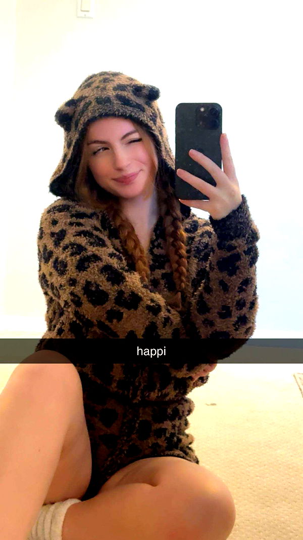 xxxtinacarmella image ~ Altpins