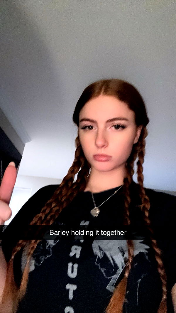 xxxtinacarmella image ~ Altpins