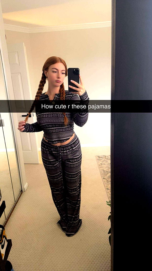 xxxtinacarmella image ~ Altpins