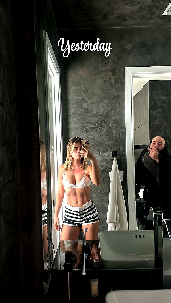 yaslenxoxo image ~ Altpins