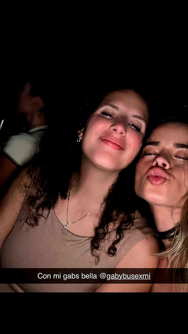 yaslenxoxo image ~ Altpins