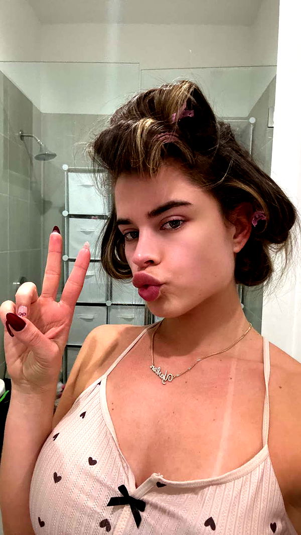 yaslenxoxo image ~ Altpins