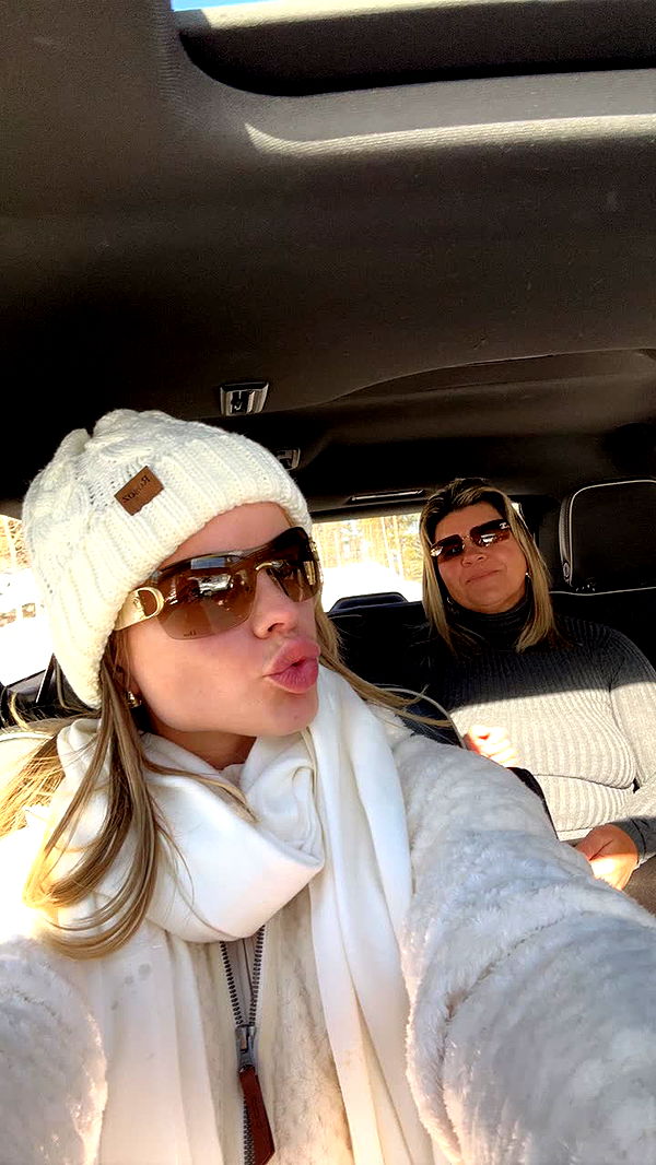 yaslenxoxo image ~ Altpins