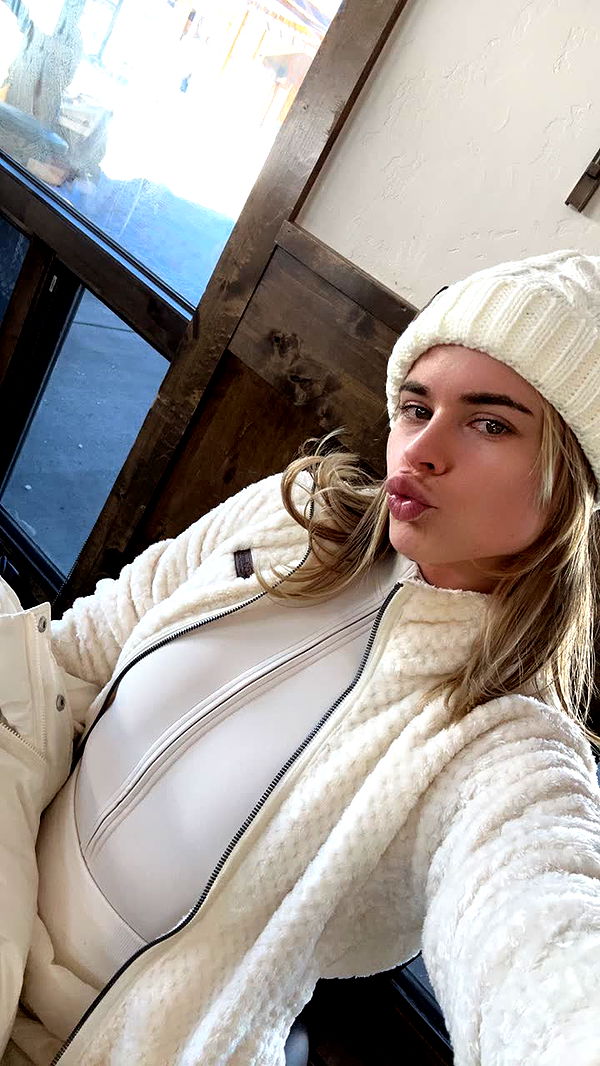 yaslenxoxo image ~ Altpins