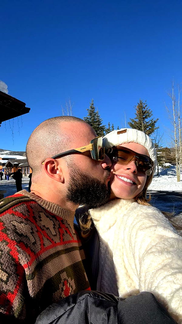 yaslenxoxo image ~ Altpins