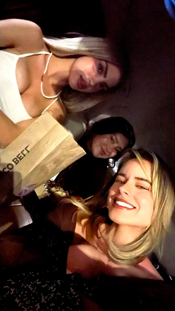 yaslenxoxo image ~ Altpins