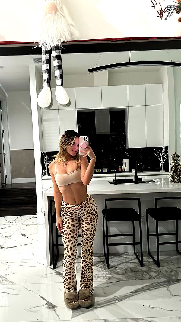 yaslenxoxo image ~ Altpins