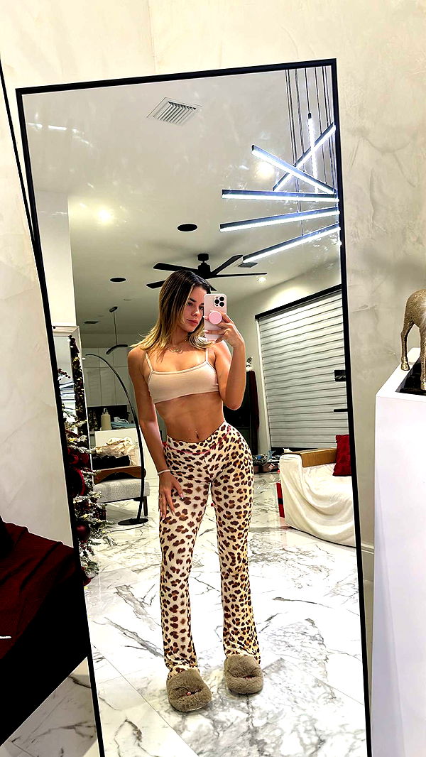 yaslenxoxo image ~ Altpins