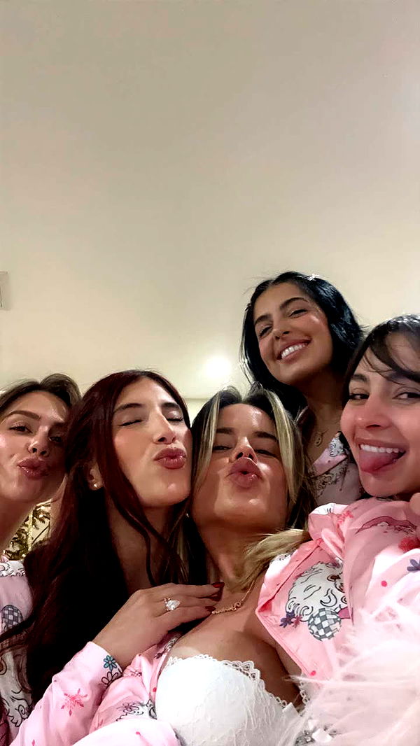 yaslenxoxo image ~ Altpins