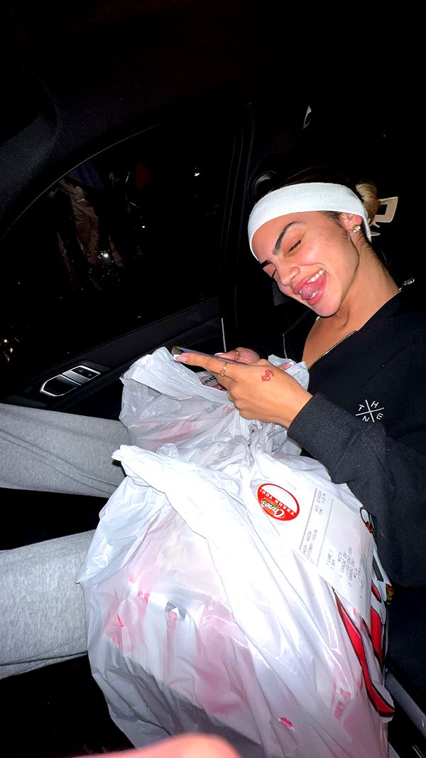 yaslenxoxo image ~ Altpins