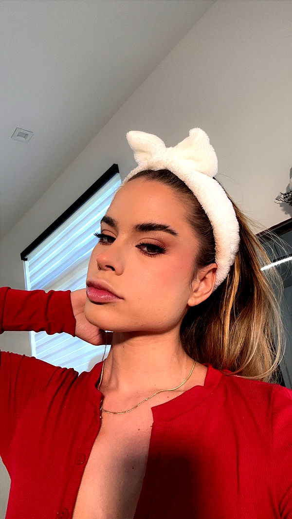 yaslenxoxo image ~ Altpins