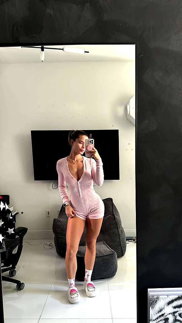 yaslenxoxo image ~ Altpins