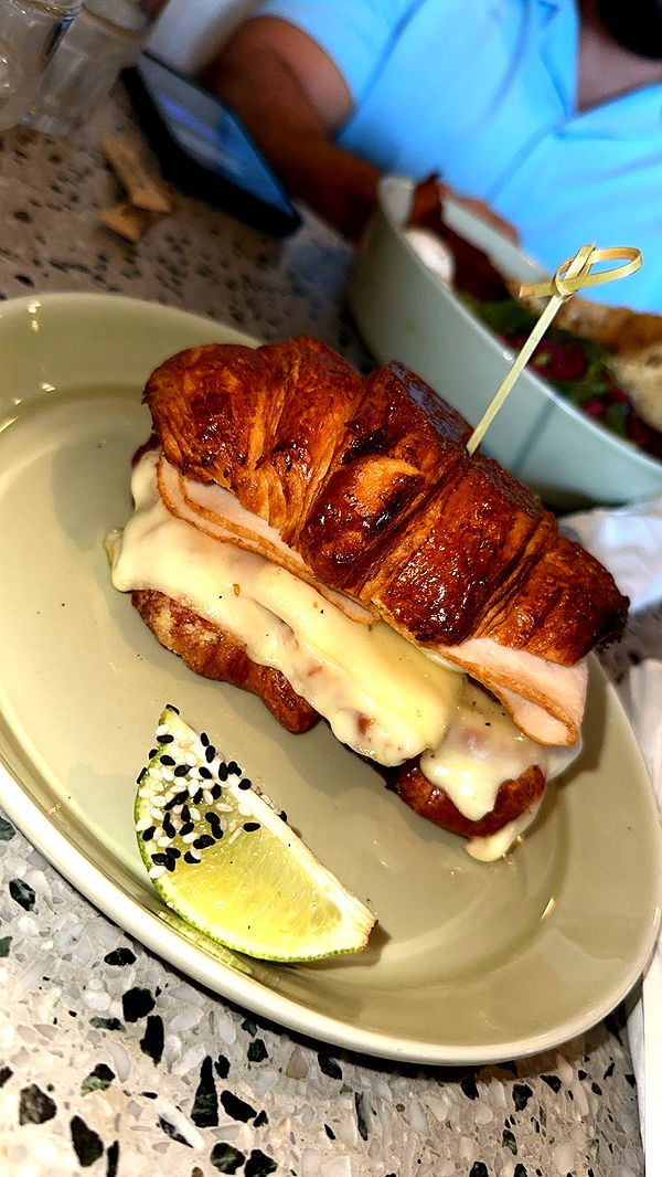 yaslenxoxo image ~ Altpins