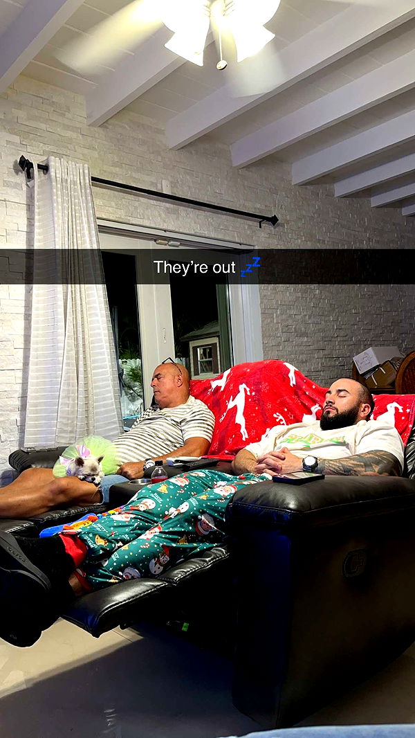 yaslenxoxo image ~ Altpins