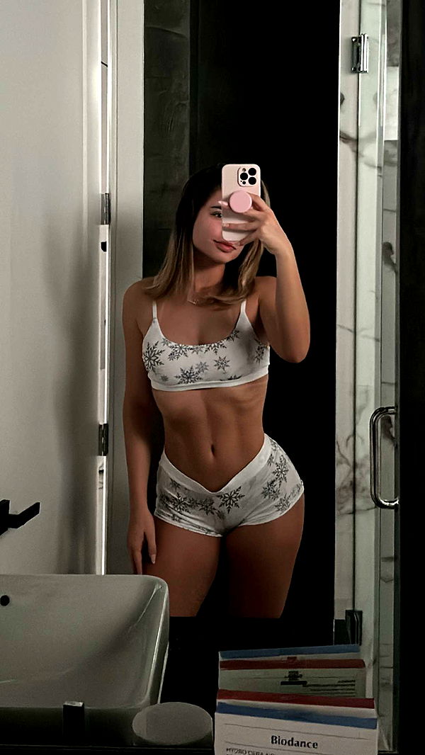 yaslenxoxo image ~ Altpins