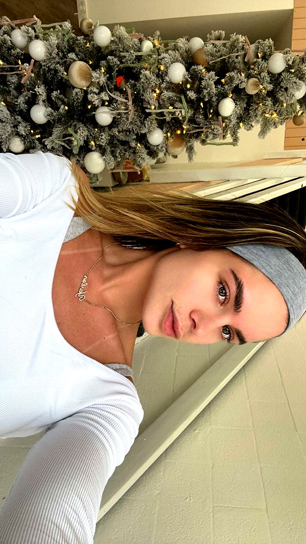 yaslenxoxo image ~ Altpins