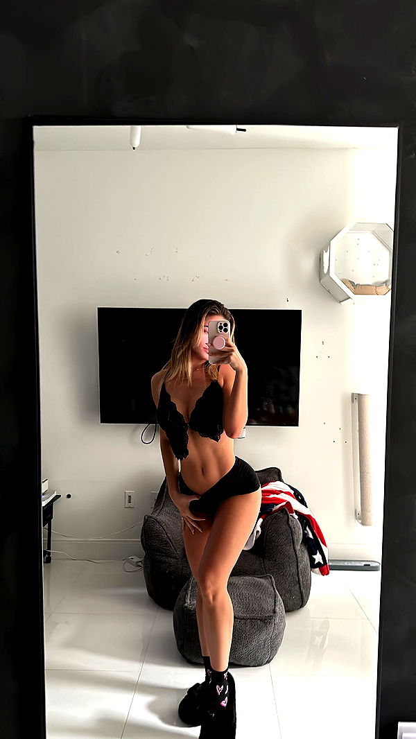 yaslenxoxo image ~ Altpins