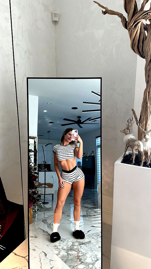 yaslenxoxo image ~ Altpins