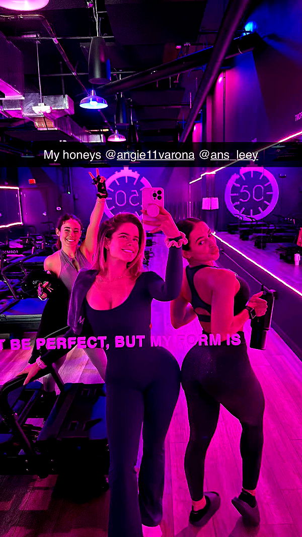 yaslenxoxo image ~ Altpins