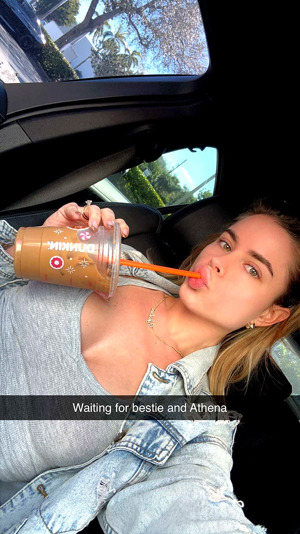 yaslenxoxo image ~ Altpins