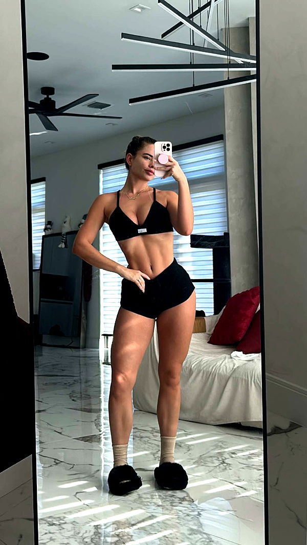 yaslenxoxo image ~ Altpins