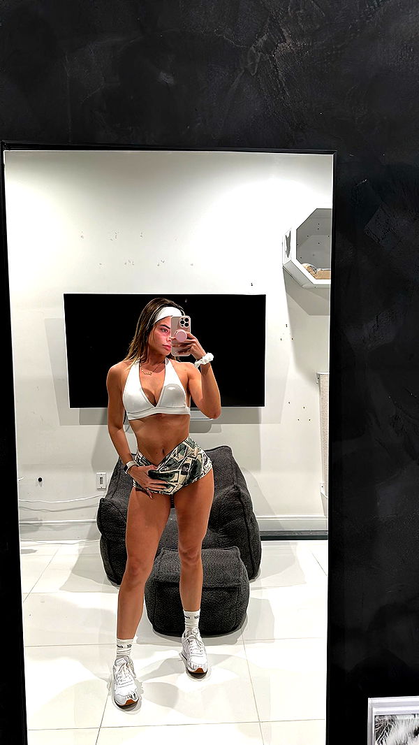 yaslenxoxo image ~ Altpins