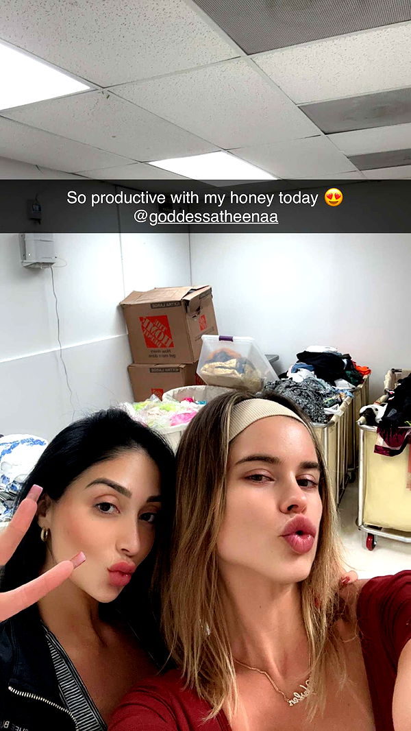 yaslenxoxo image ~ Altpins