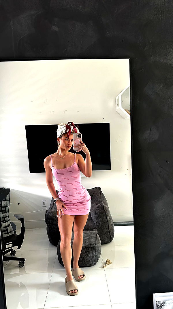 yaslenxoxo image ~ Altpins