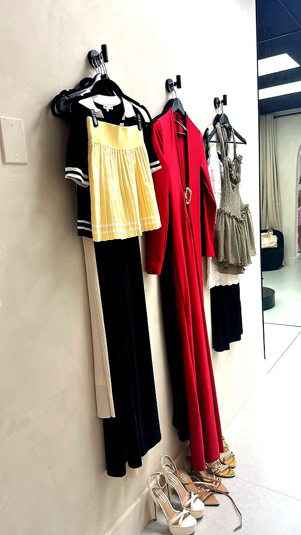 yaslenxoxo image ~ Altpins