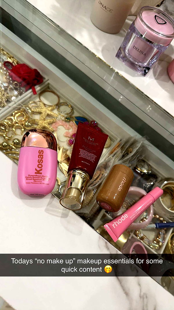 yaslenxoxo image ~ Altpins