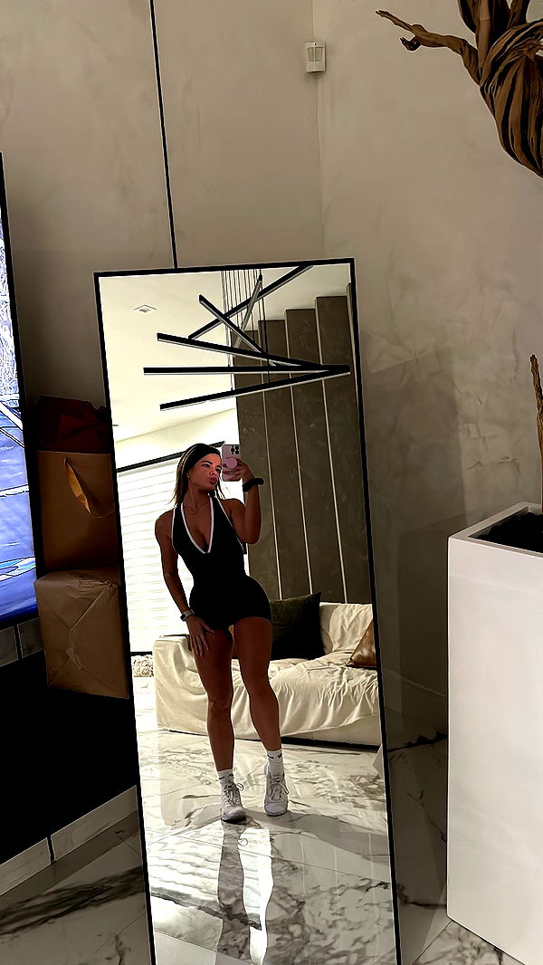 yaslenxoxo image ~ Altpins