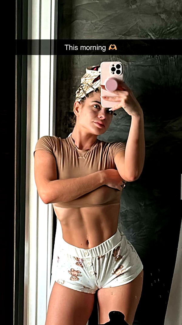 yaslenxoxo image ~ Altpins