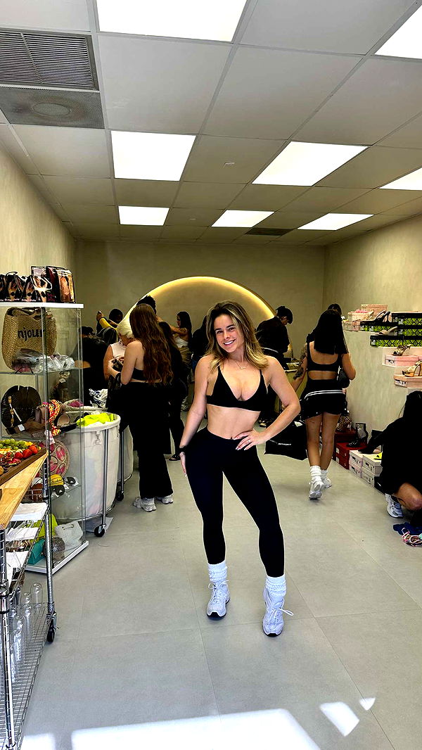 yaslenxoxo image ~ Altpins