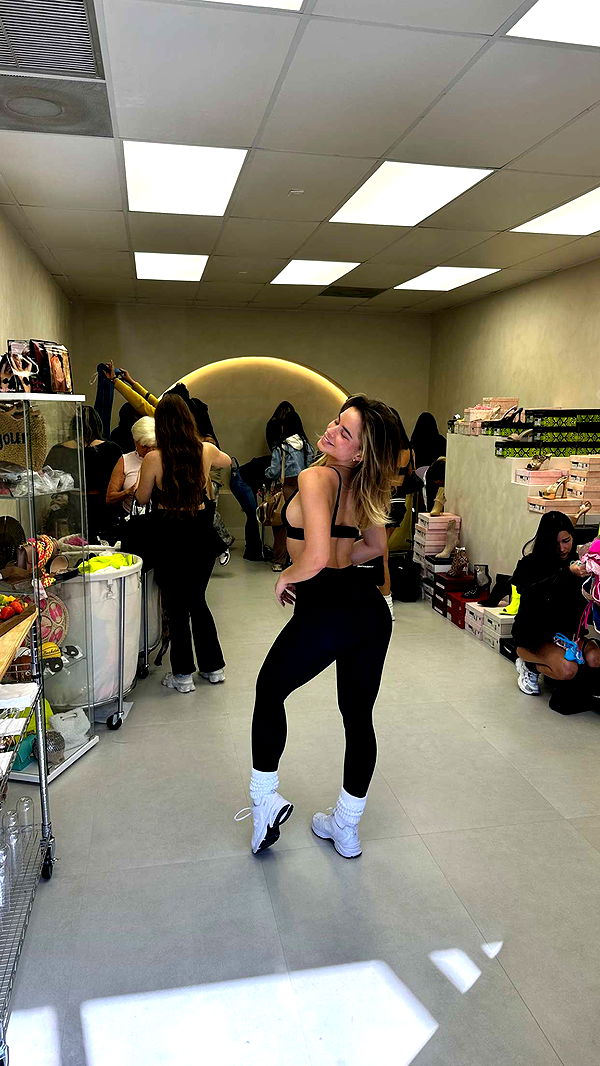 yaslenxoxo image ~ Altpins