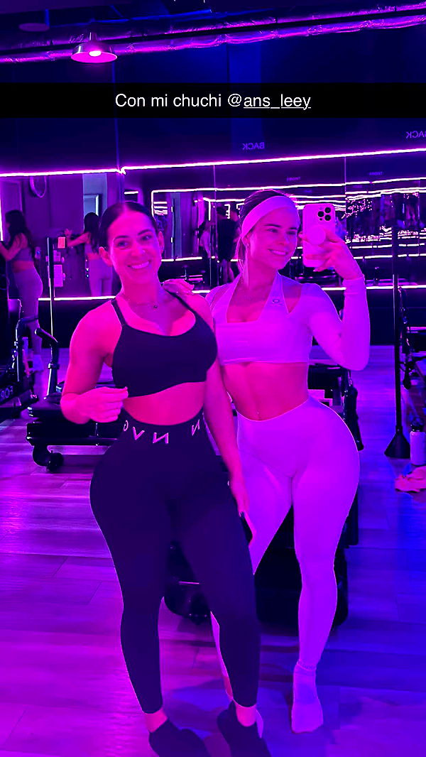 yaslenxoxo image ~ Altpins