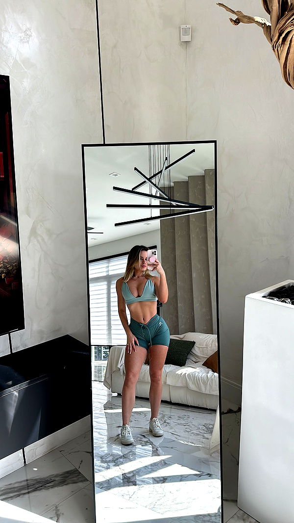 yaslenxoxo image ~ Altpins