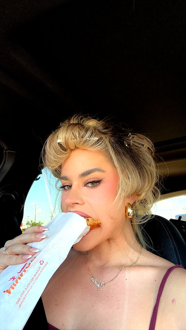 yaslenxoxo image ~ Altpins