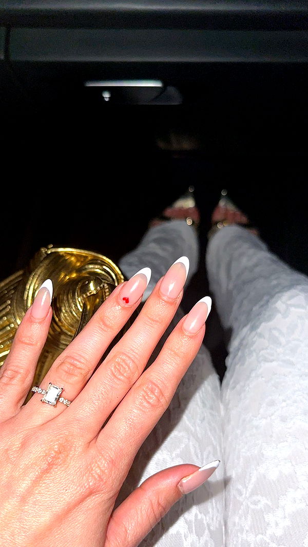 yaslenxoxo image ~ Altpins